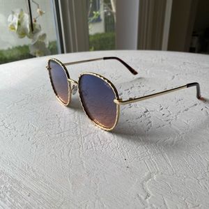 BRAND NEW Quay / LIZZO “Jezebell Twist” Sunglasses